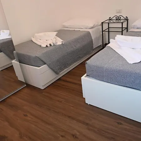 Del Corso Bed & Breakfast Castano Primo